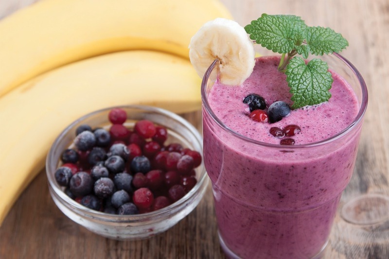 6 рецептов вкусных зимних смузи, которые защитят вас от простуды
