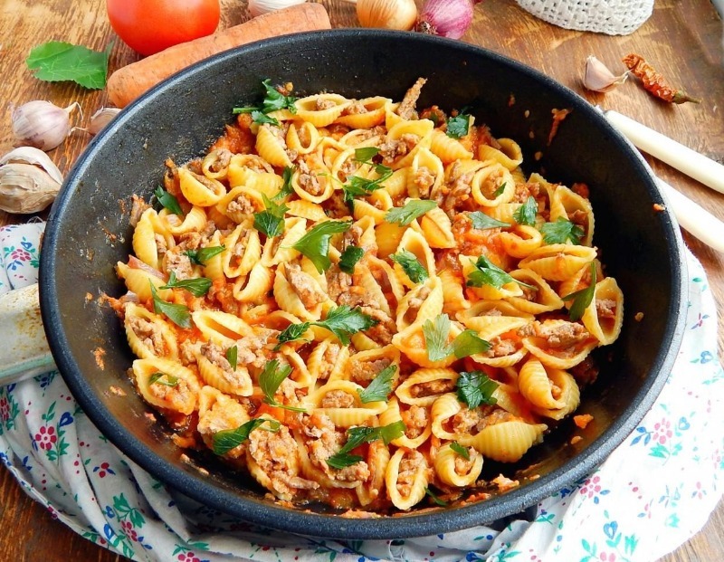 10 лайфхаков для кухни, которые пригодятся, когда времени в обрез