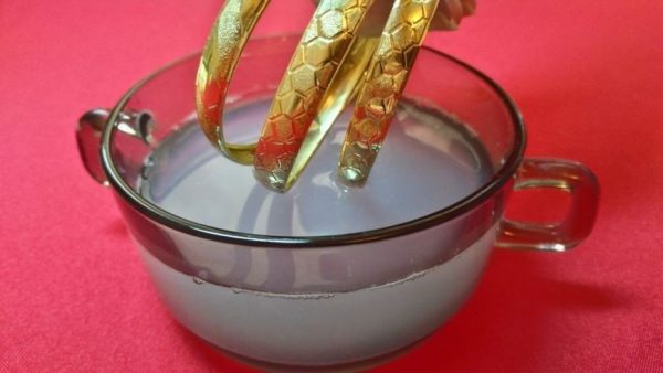 Чистка золота уксусом