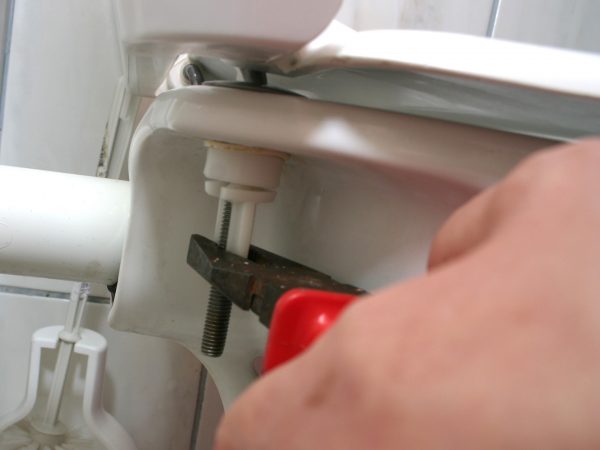 Откручивание болтов