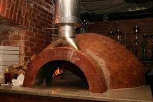 Помпейская дровяная печь для пиццы своими руками: описание и конструкция